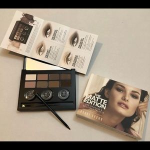 Bobbi Brown Eye shadow & Gel Liner Palette W free